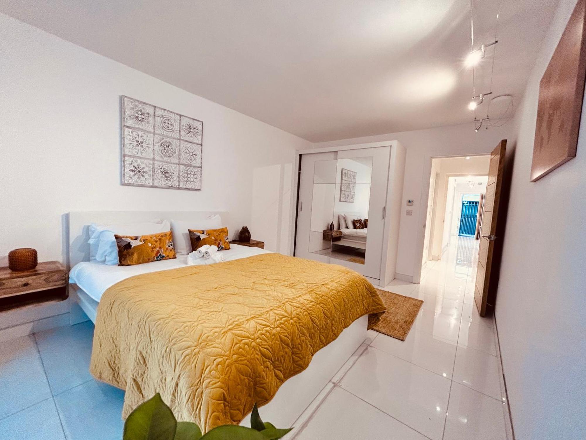 Stunning Spacious B.Apt. Slps.4 London Exterior photo
